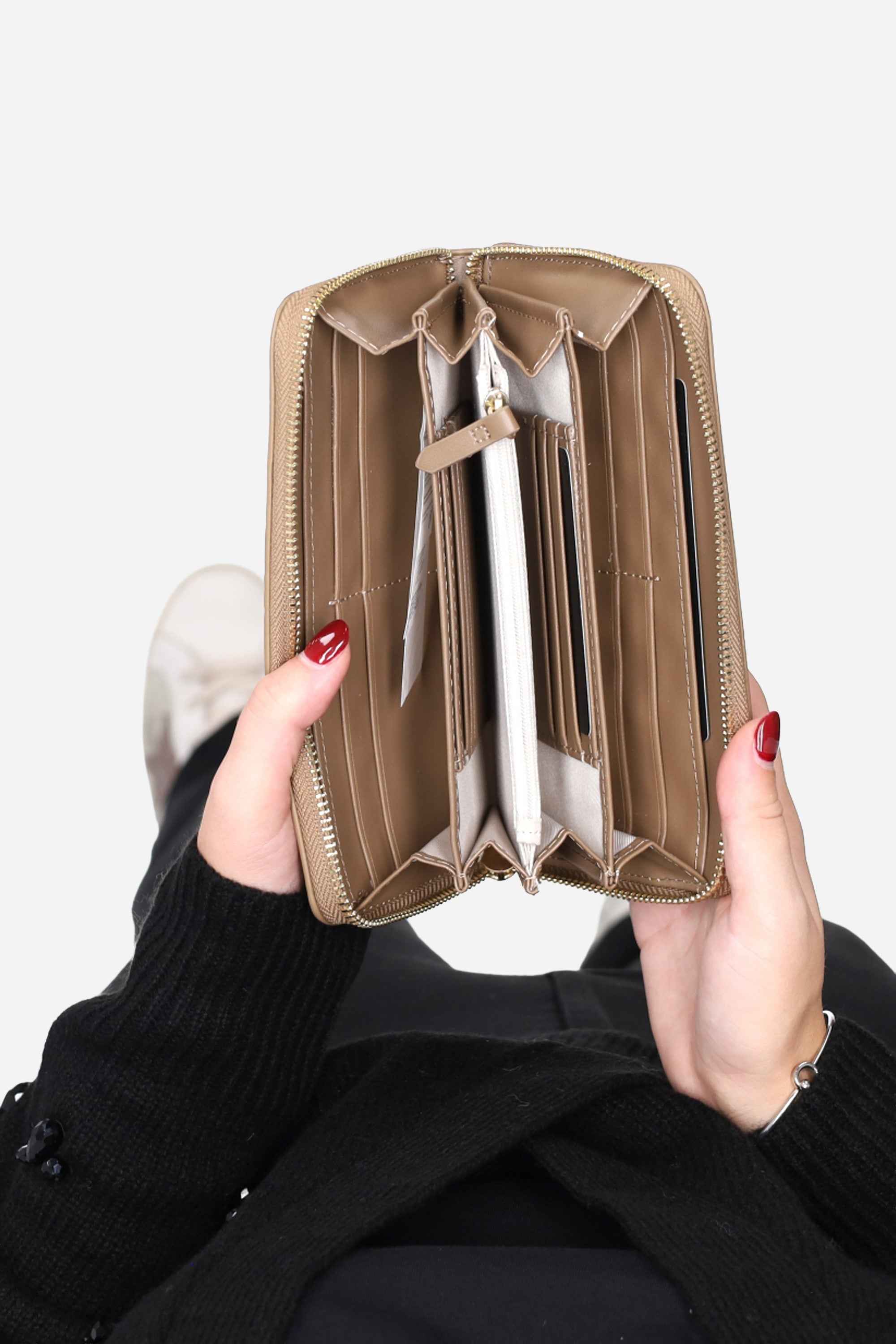 V°73 - D 73PS9D3155 Portafoglio