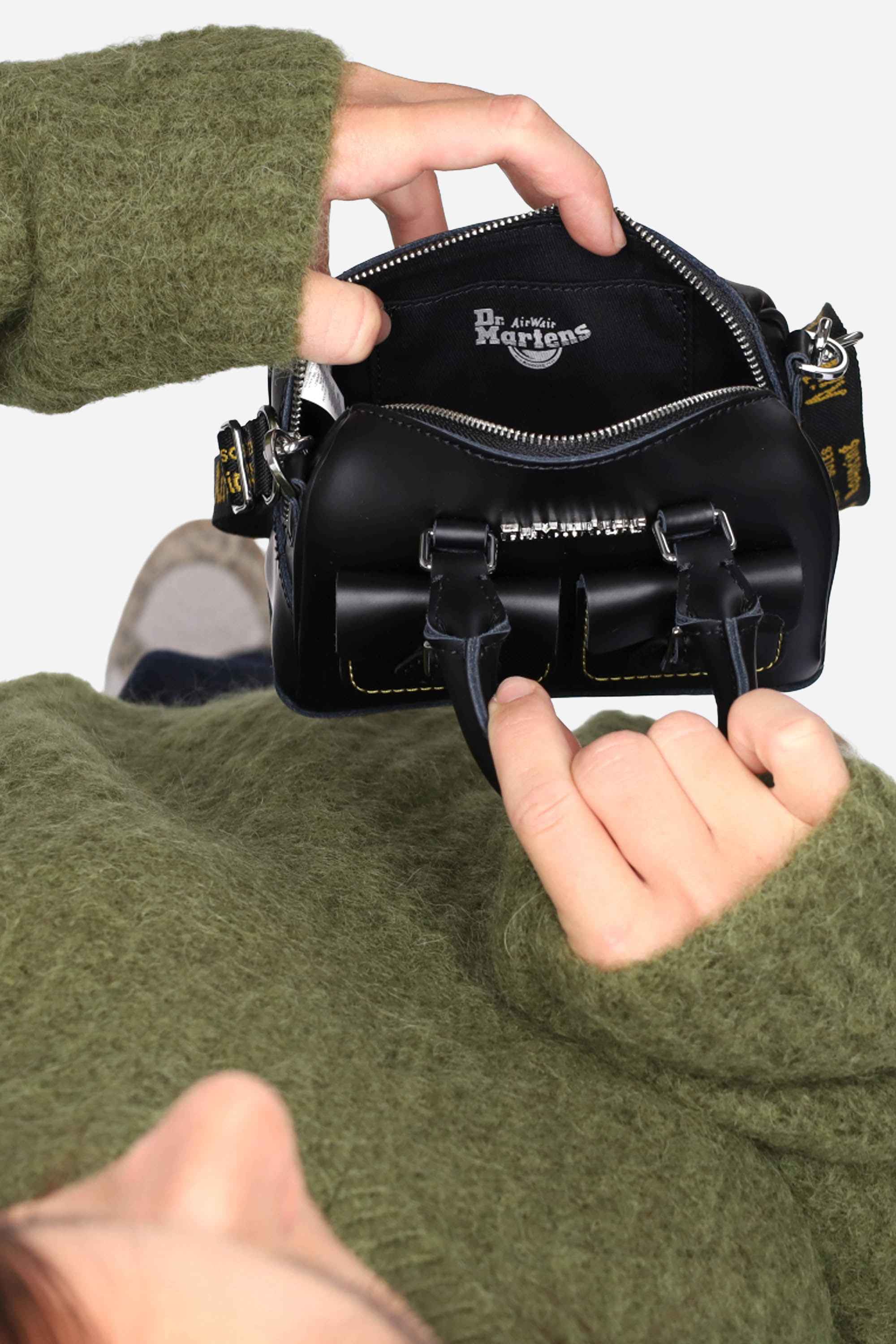 DR. MARTENS - D 41242001 Borsa