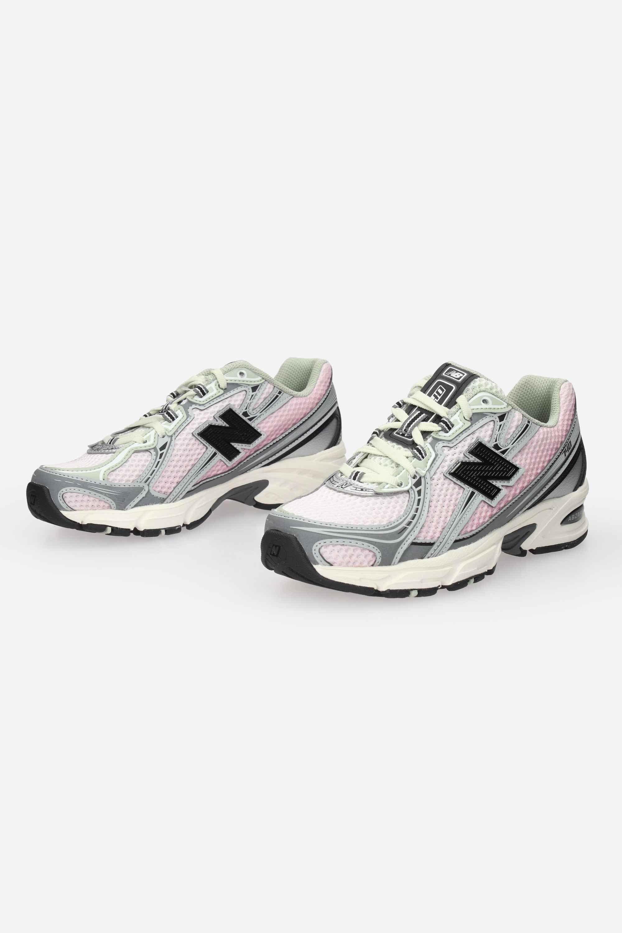 NEW BALANCE  - D U 740 YG2 Sneakers