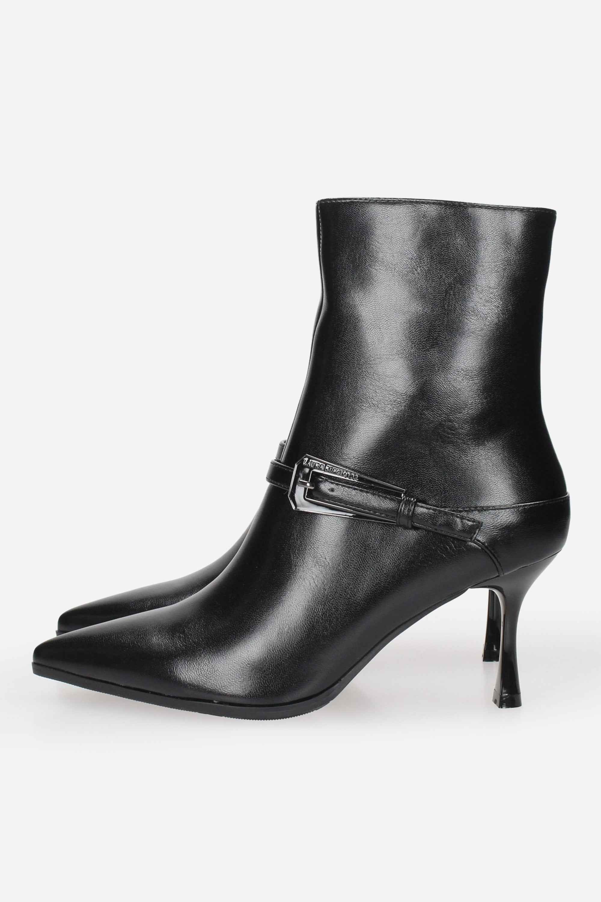 LAURA BIAGIOTTI - D 9360 Tronchetto