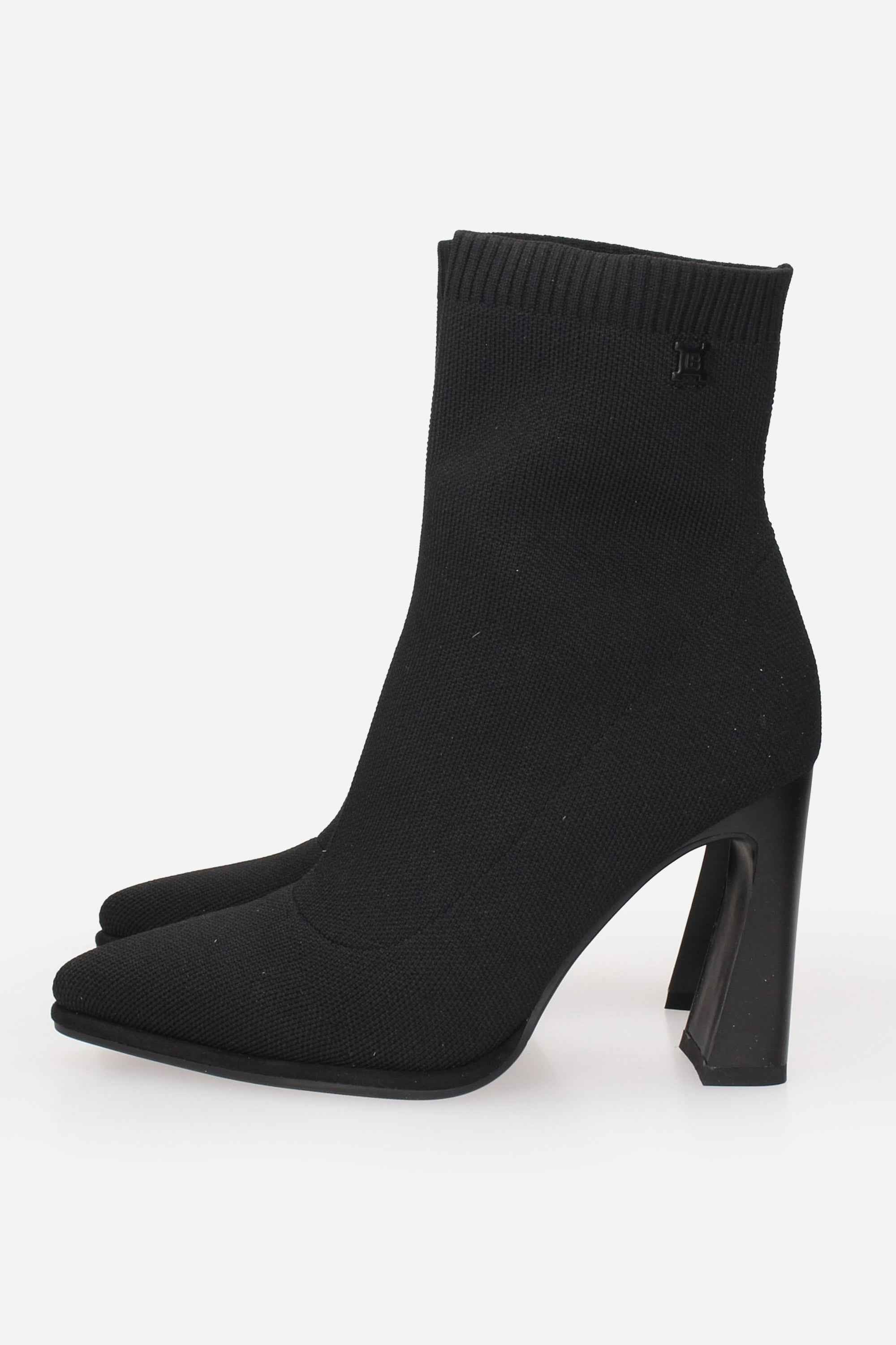 LAURA BIAGIOTTI - D 9367 Tronchetto