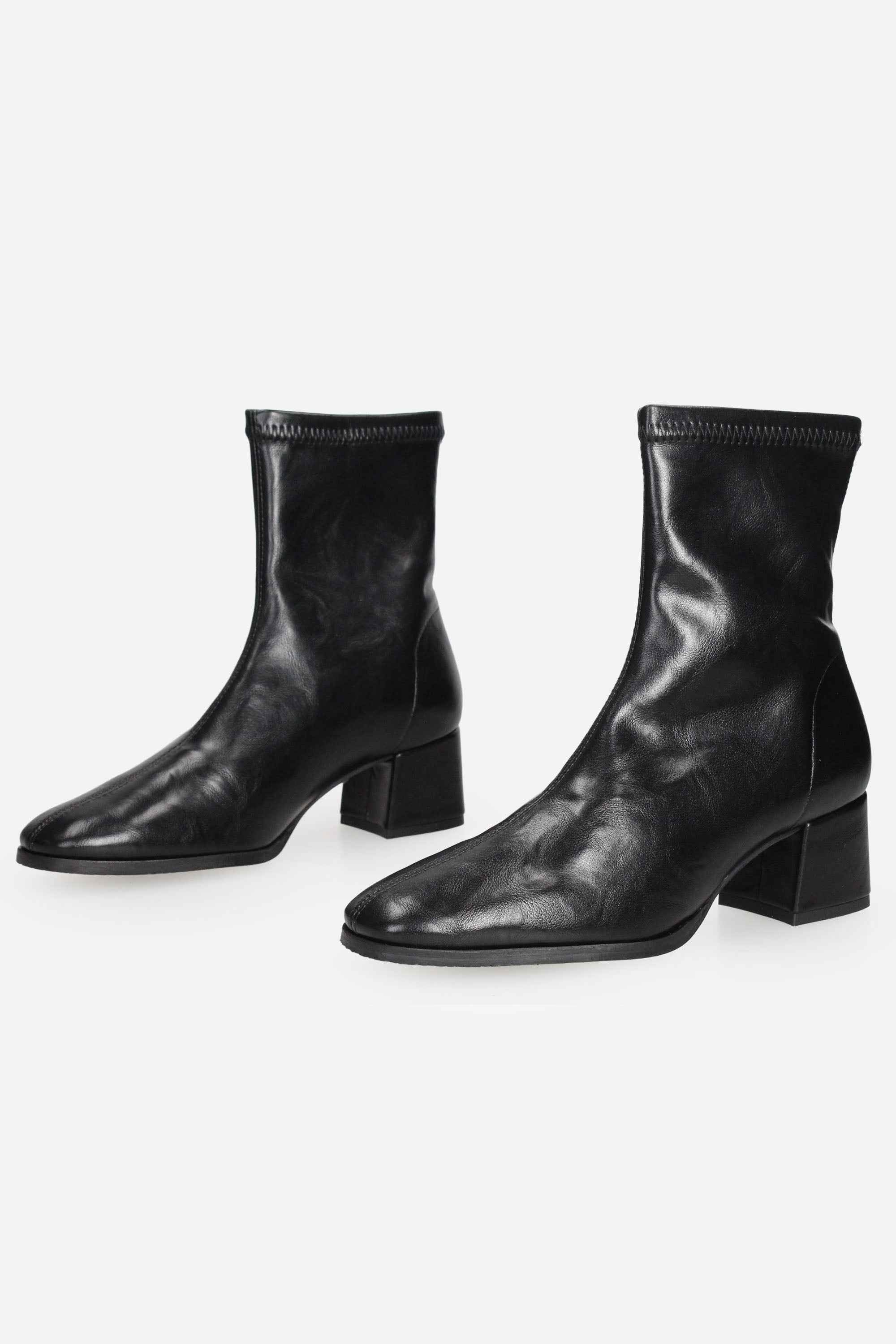 MISS ELASTIC - D 78330 Tronchetto