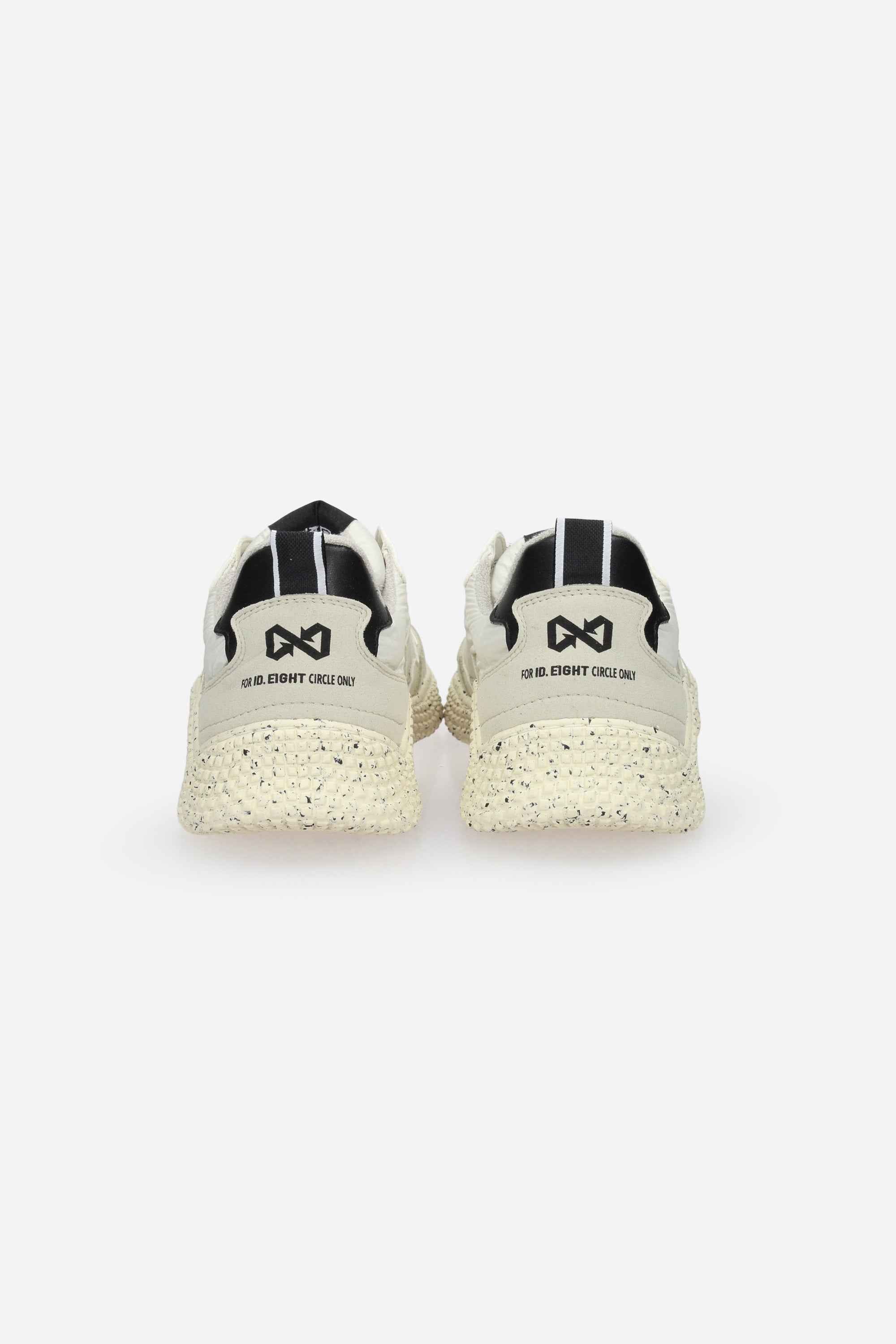 ID.EIGHT - HANA Sneakers