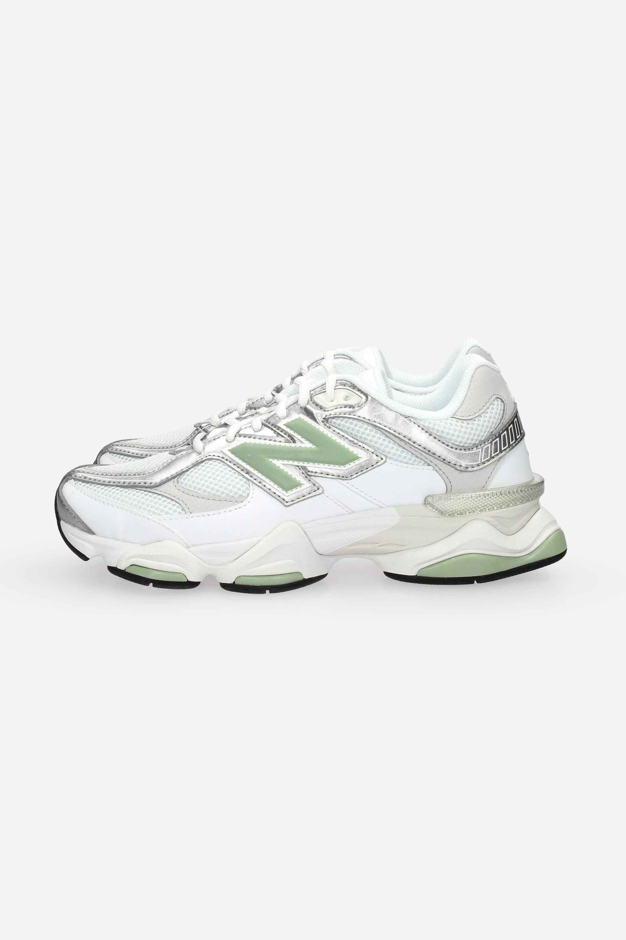 NEW BALANCE  - U 9060 3B6 Sneakers