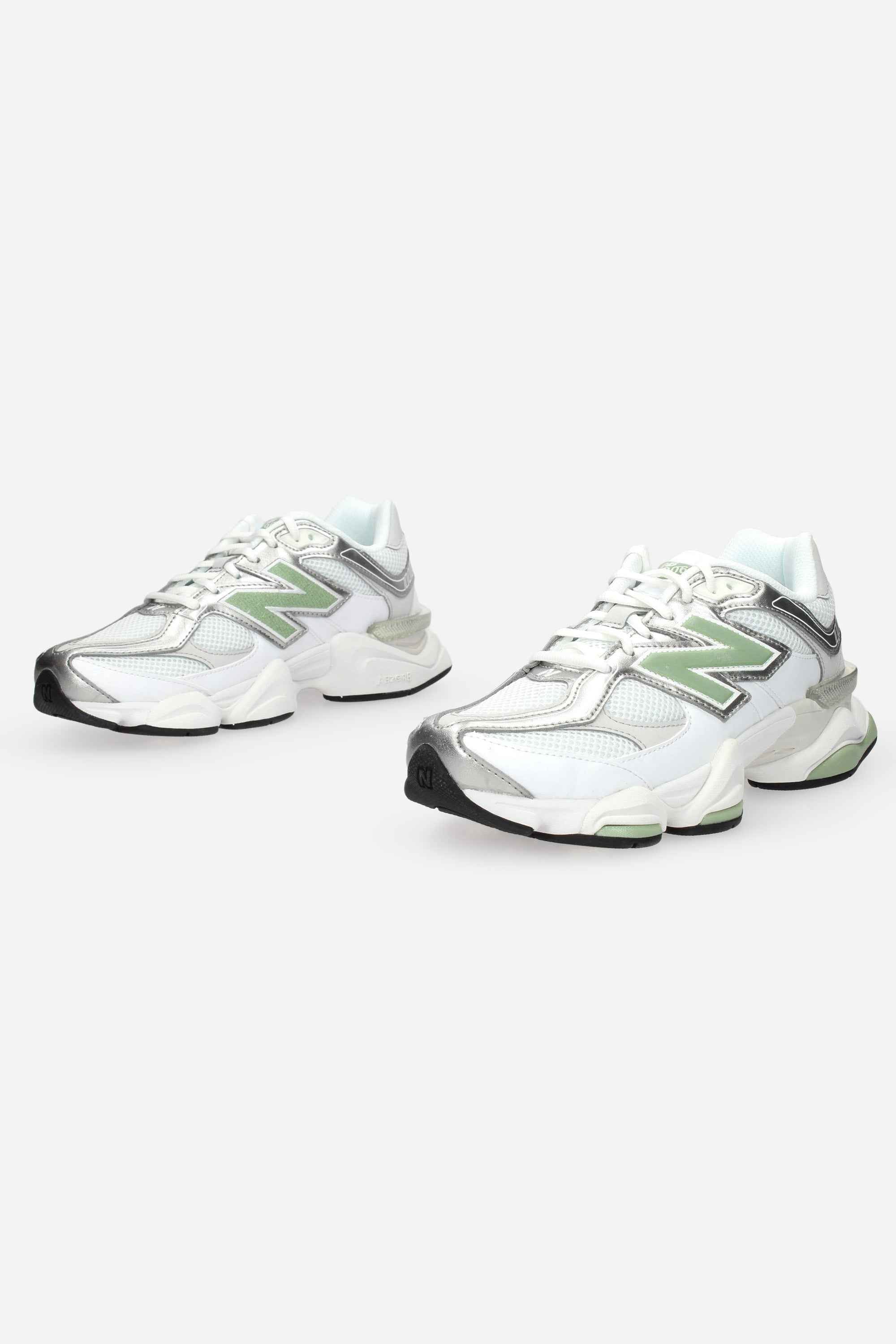 NEW BALANCE  - U 9060 3B6 Sneakers