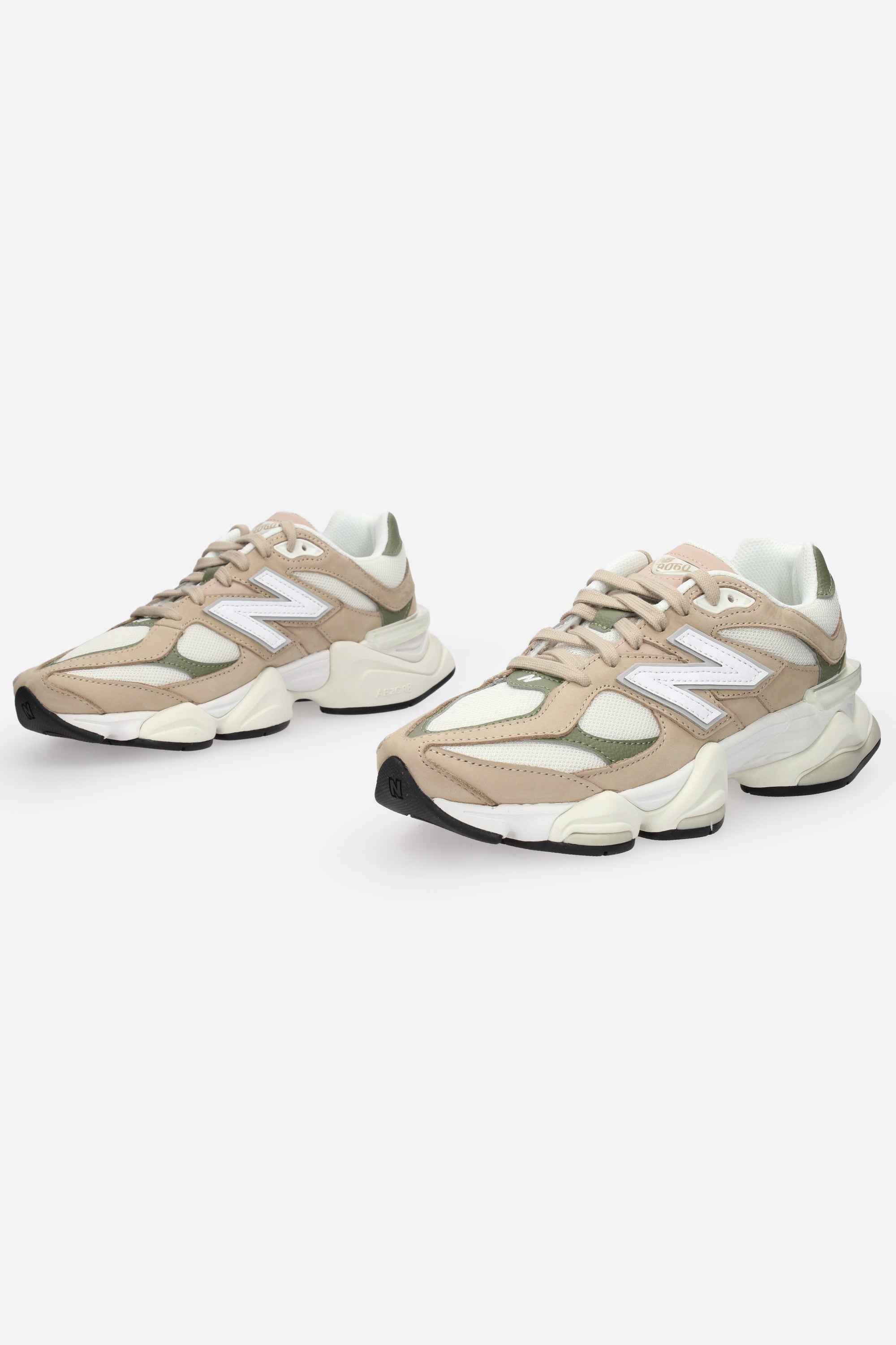 NEW BALANCE  - U 9060 6BI Sneakers