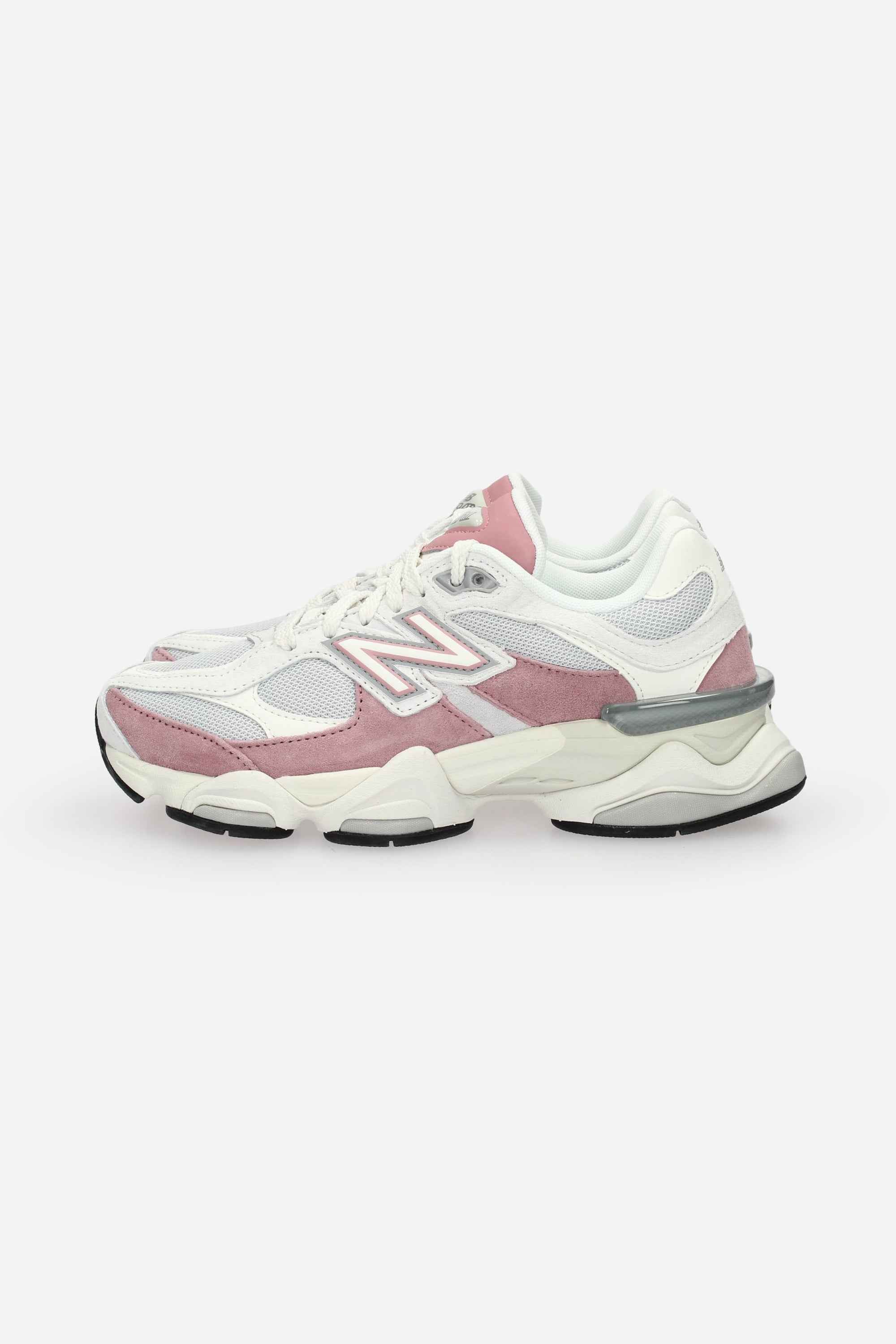 NEW BALANCE  - D U 9060 40V Sneakers