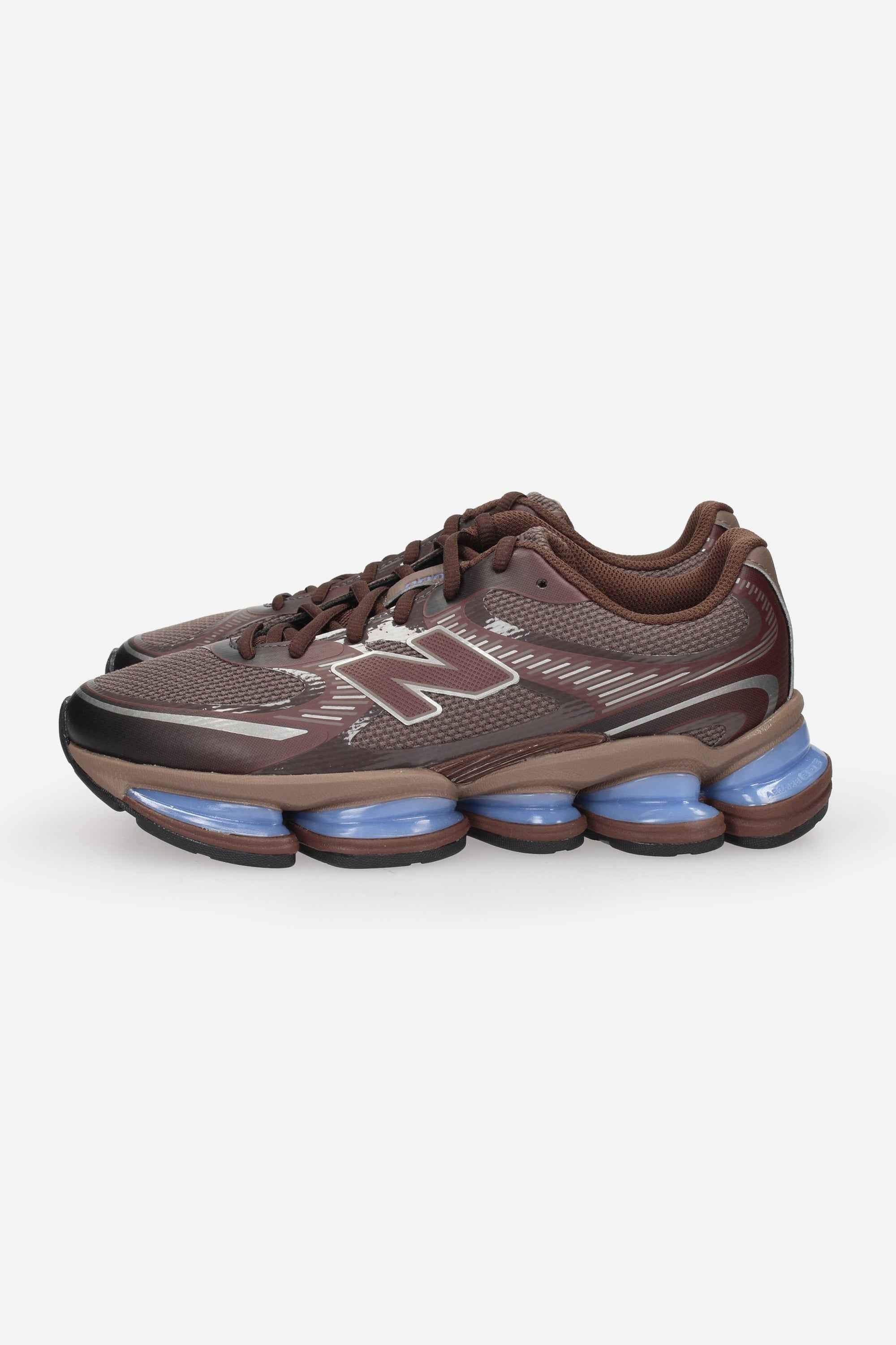 NEW BALANCE  - U U 2000 76U Sneakers