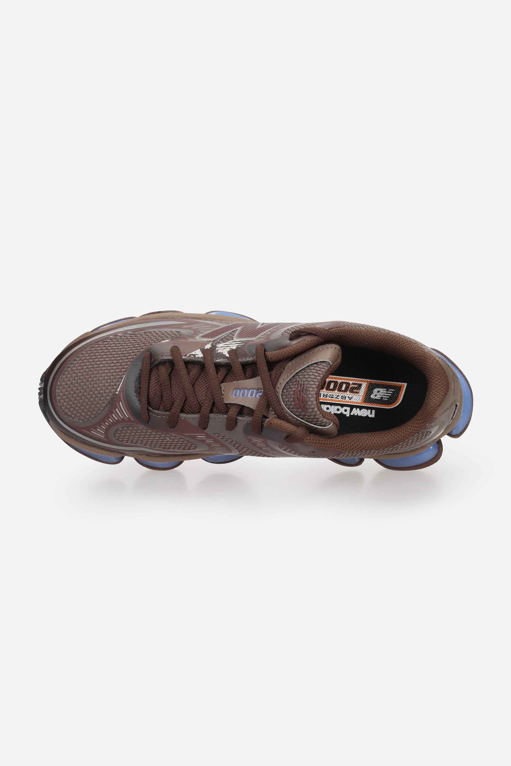 NEW BALANCE  - U U 2000 76U Sneakers