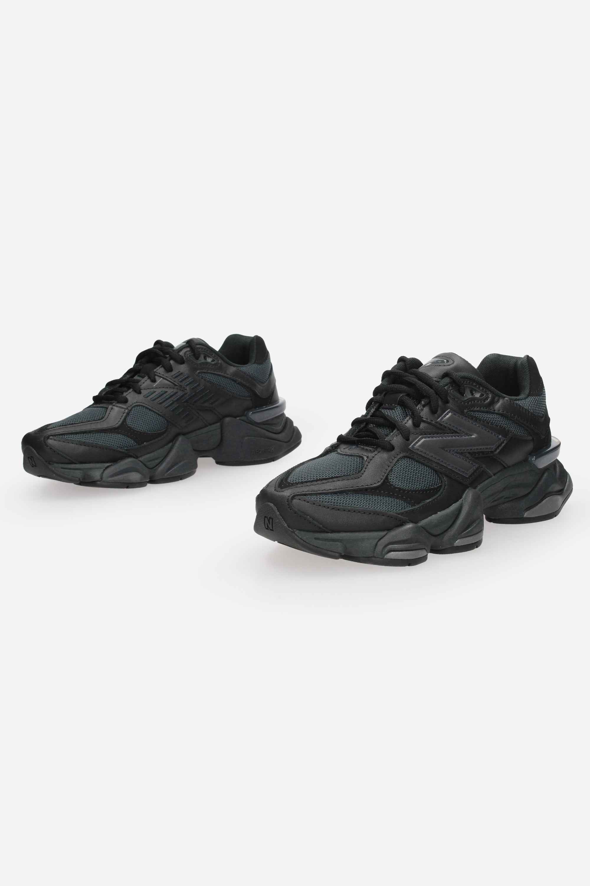NEW BALANCE  - U 9060 NRI Sneakers