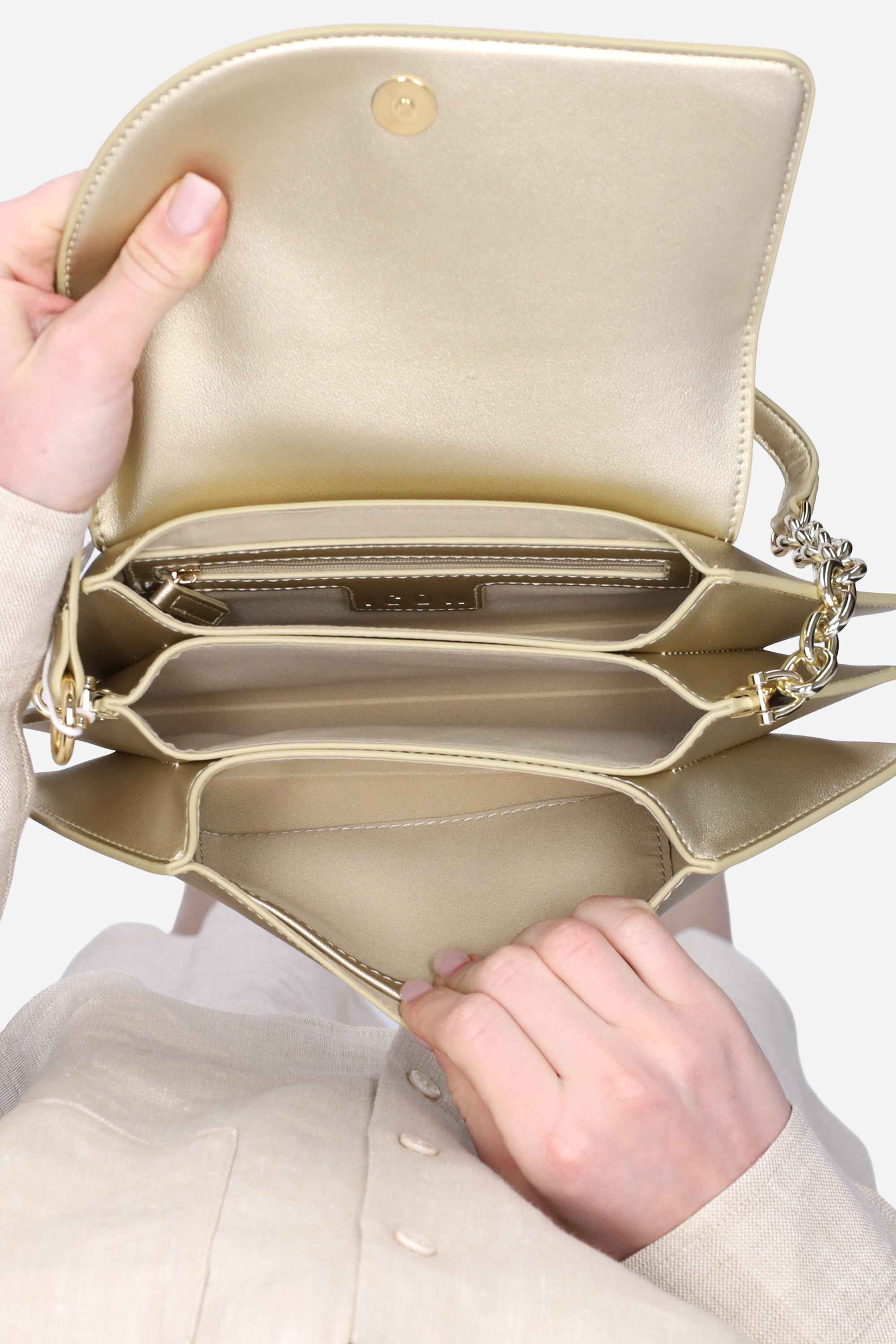 ICON - D ICBS06A01M Borsa