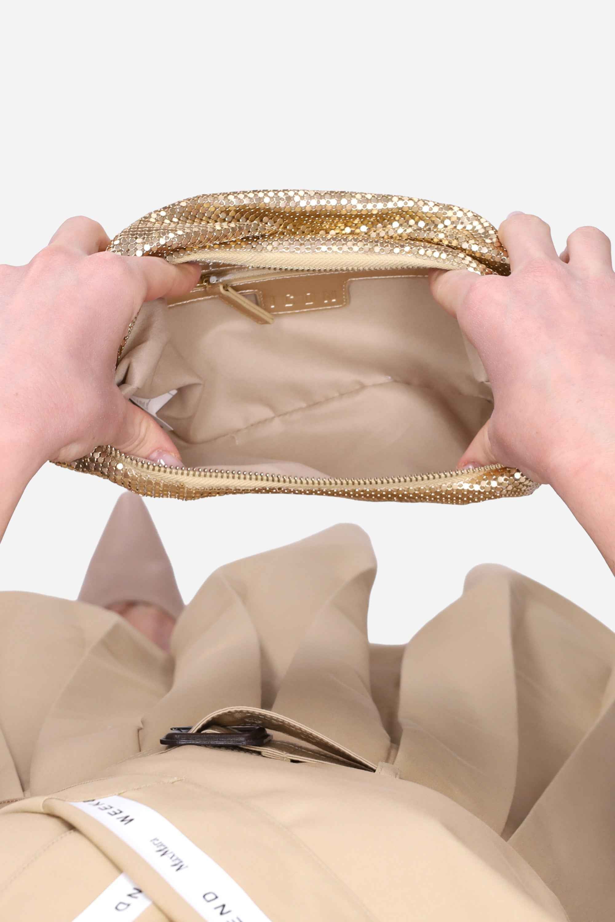 ICON - D ICBS04A01 Borsa