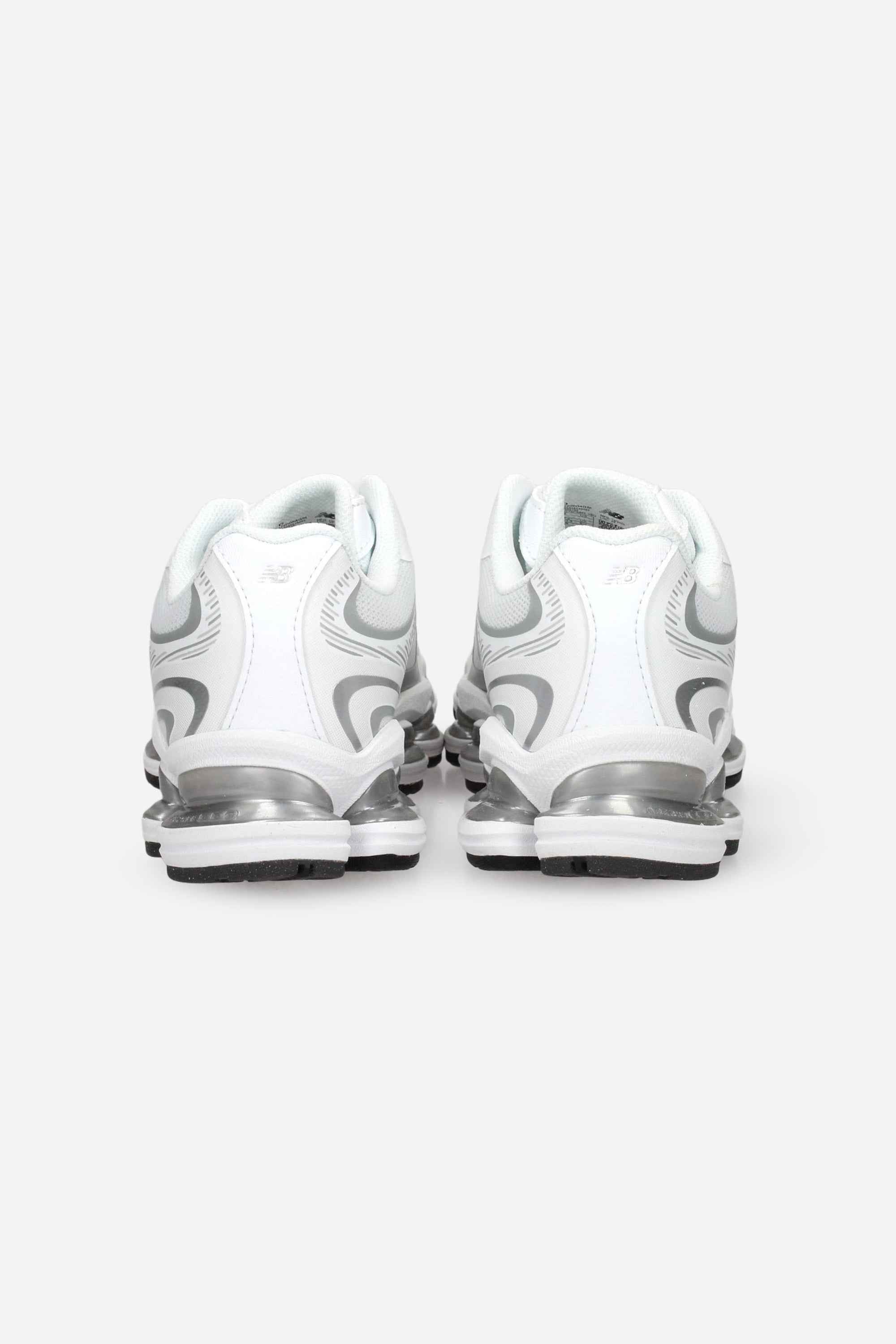 NEW BALANCE  - U 2000 4GM Sneakers