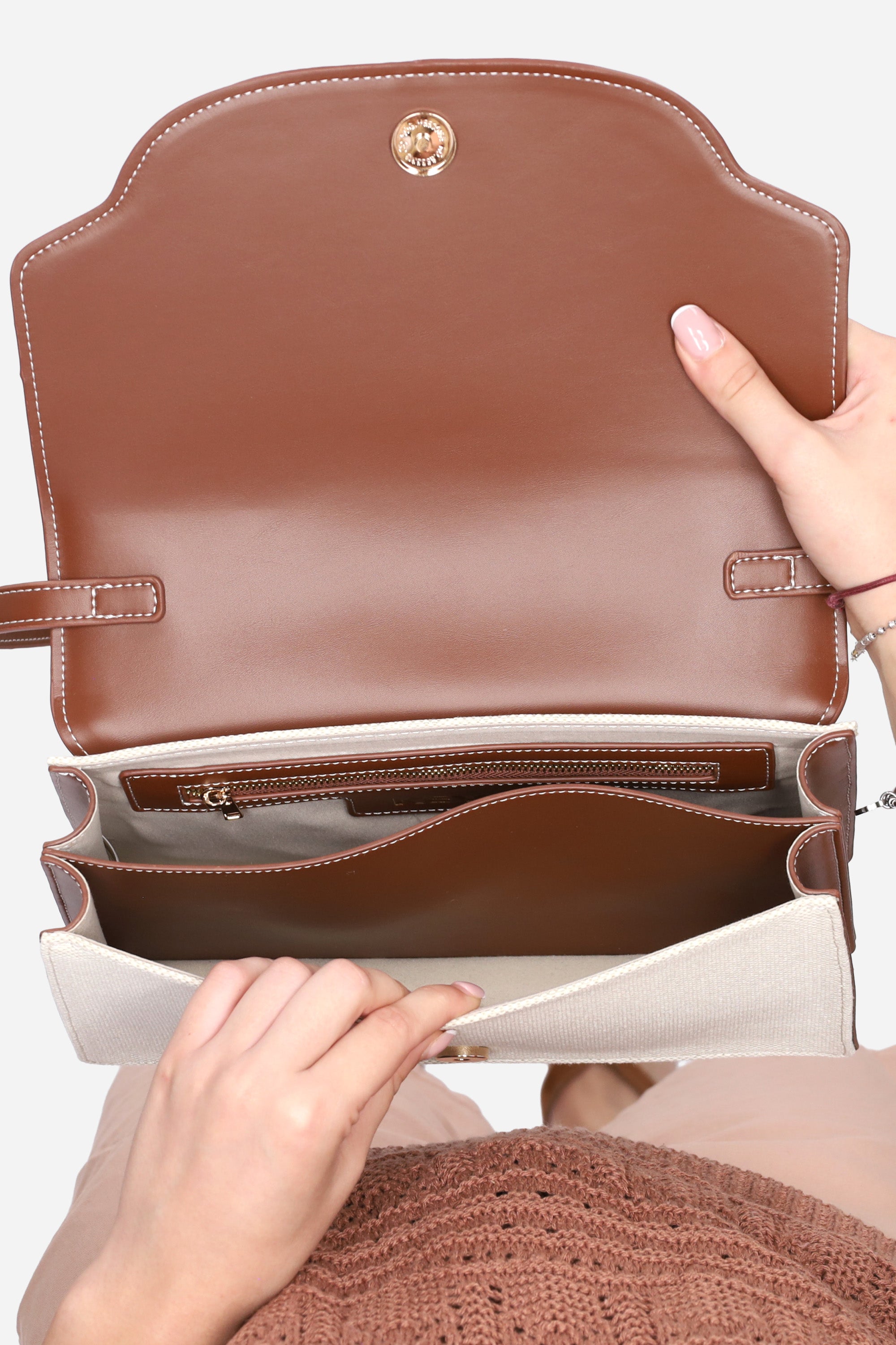 NATURAL | KEYS - D ITEMK5 Borsa