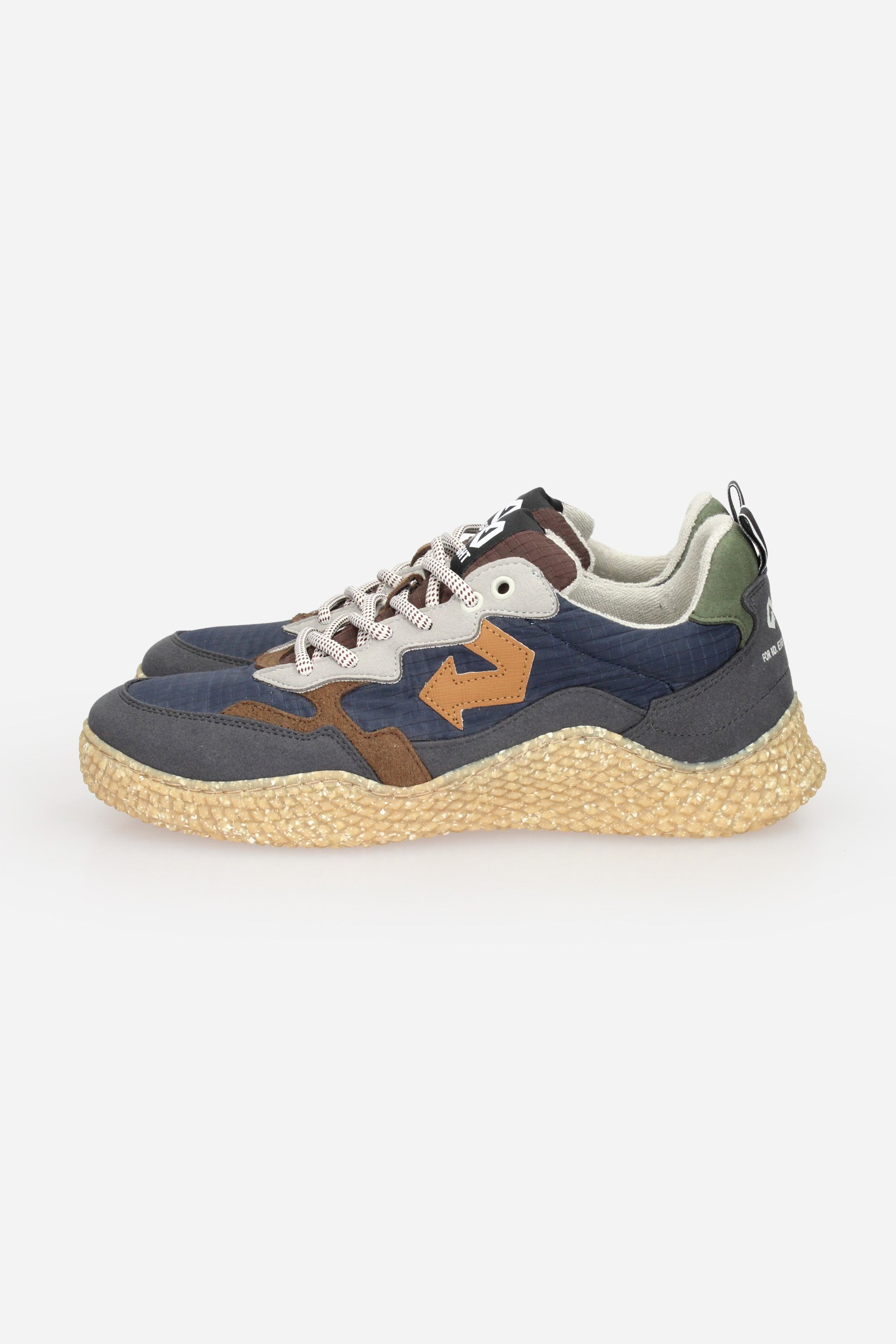BLU | ID.EIGHT - U HANA Sneakers