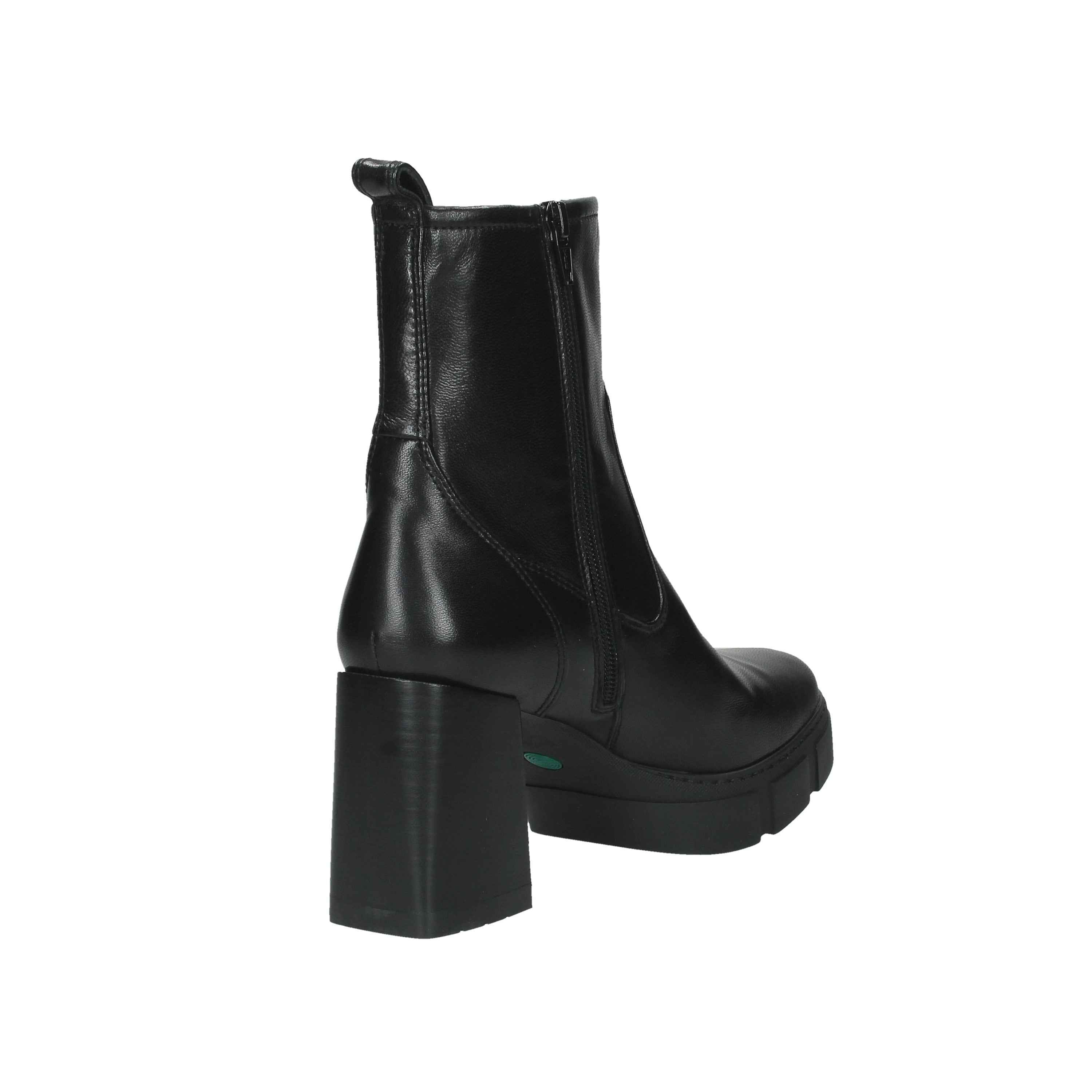 UNISA - D KINTON Tronchetto