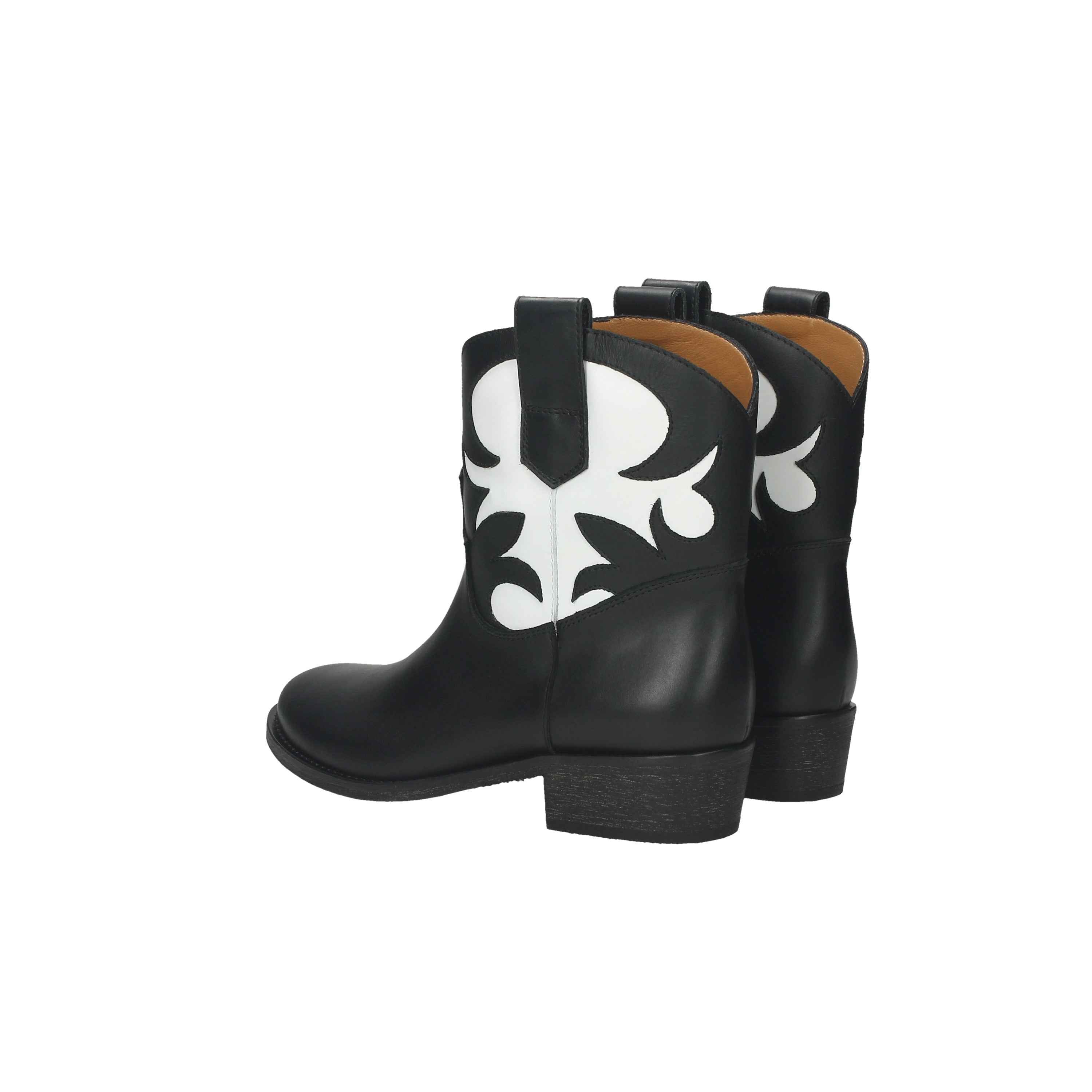 VIA ROMA 15 - D 3942 Texano