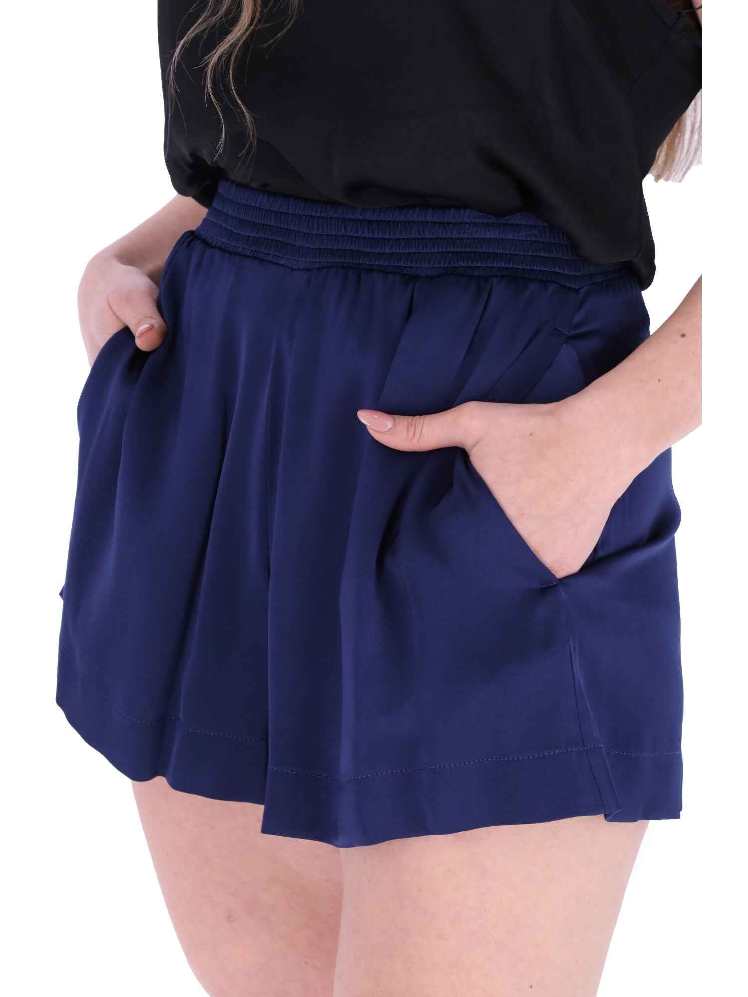 JIJIL - D SH492 Shorts